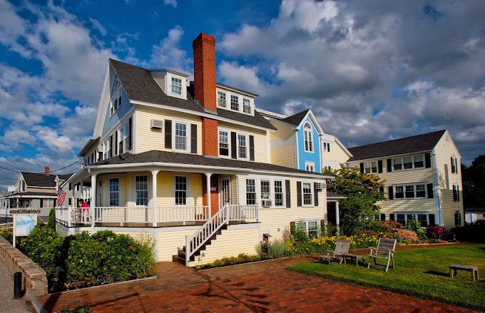 Beach House Inn