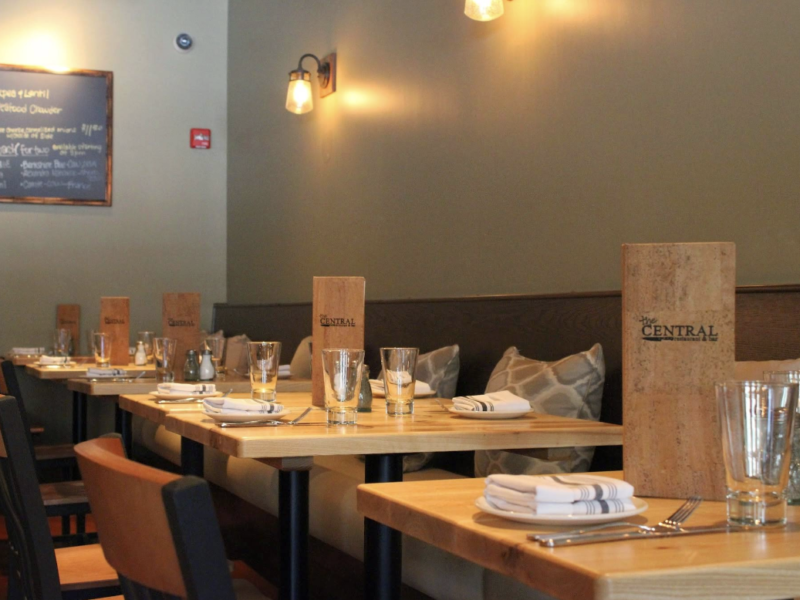Central Restaurant & Bar