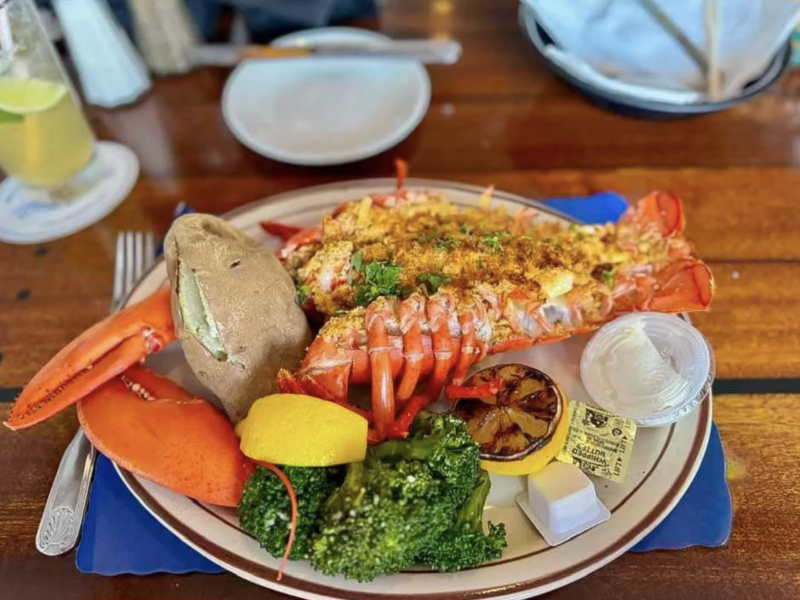 Hobbs Harborside Restaurant